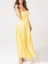 Elegantes plissiertes Neckholder-Midikleid Dora ohne Rücken